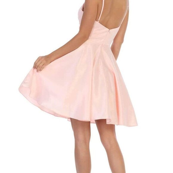 May Queen Couture V Neck Sleeveless Fit and Flare Short Dress Sz 18 NEW - Picture 2 of 16